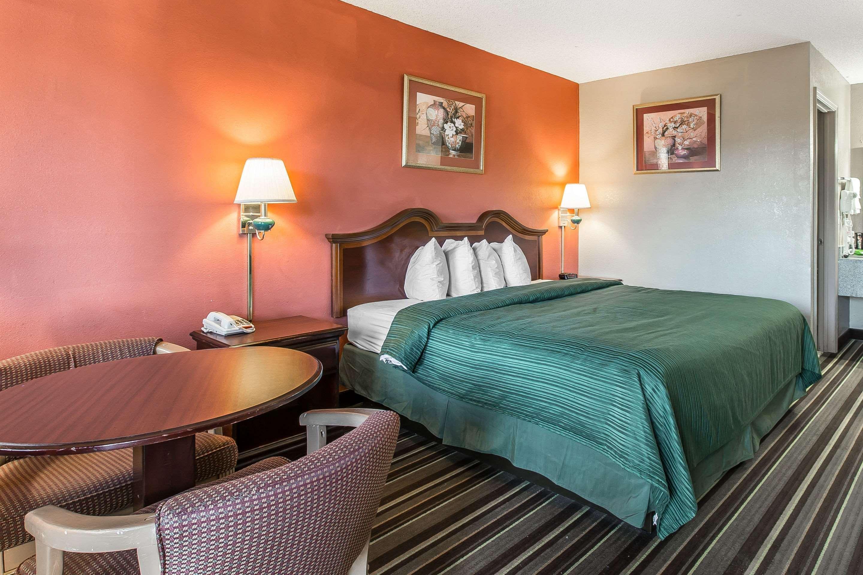Quality Inn And Suites Macon Eksteriør billede