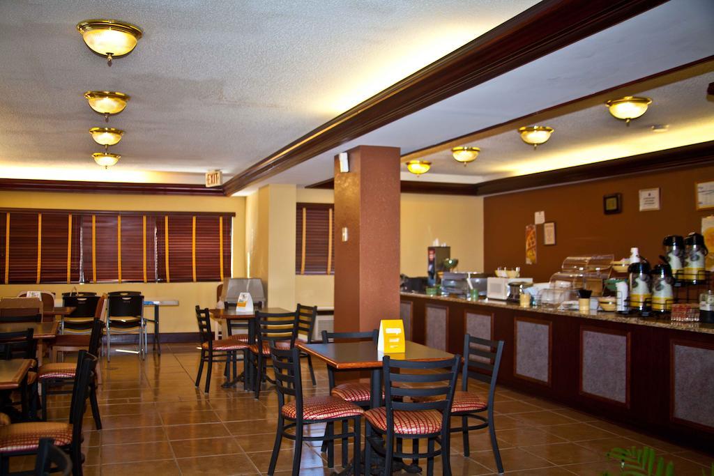 Quality Inn And Suites Macon Eksteriør billede